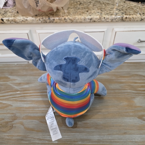 Disney Stitch Pride Collection - Picture 2 of 7